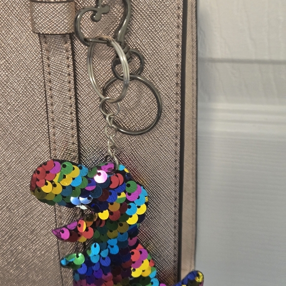 Kate Spade NWOT Pink Metallic - Picture 3 of 13